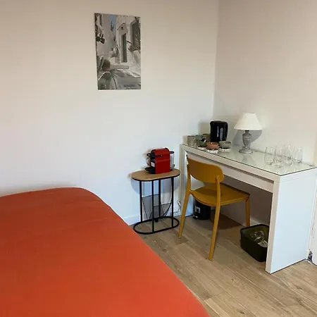 Familiale Independante Avec Salle De Bain Privee * Poitiers