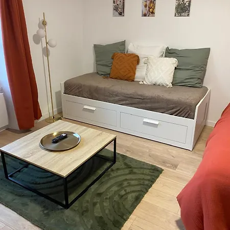 Familiale Independante Avec Salle De Bain Privee Accommodatie bij particulieren Poitiers