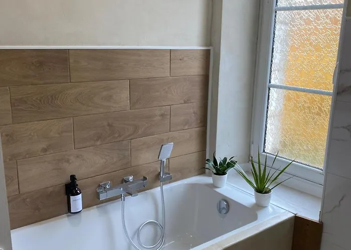 Familiale Independante Avec Salle De Bain Privee * Poitiers