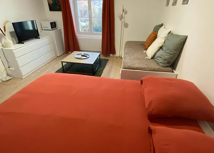 Familiale Independante Avec Salle De Bain Privee Poitiers