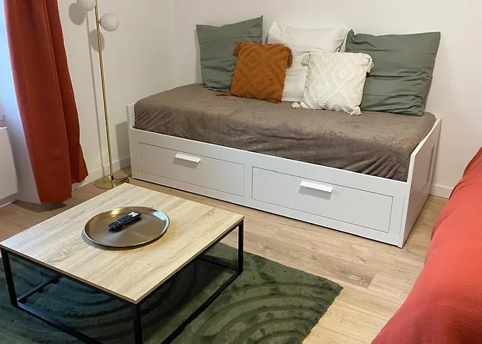 Familiale Independante Avec Salle De Bain Privee Homestay Poitiers